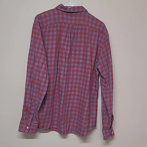 j.crew Men's Red and Blue Checkered Shirt - Picture 3 of 8